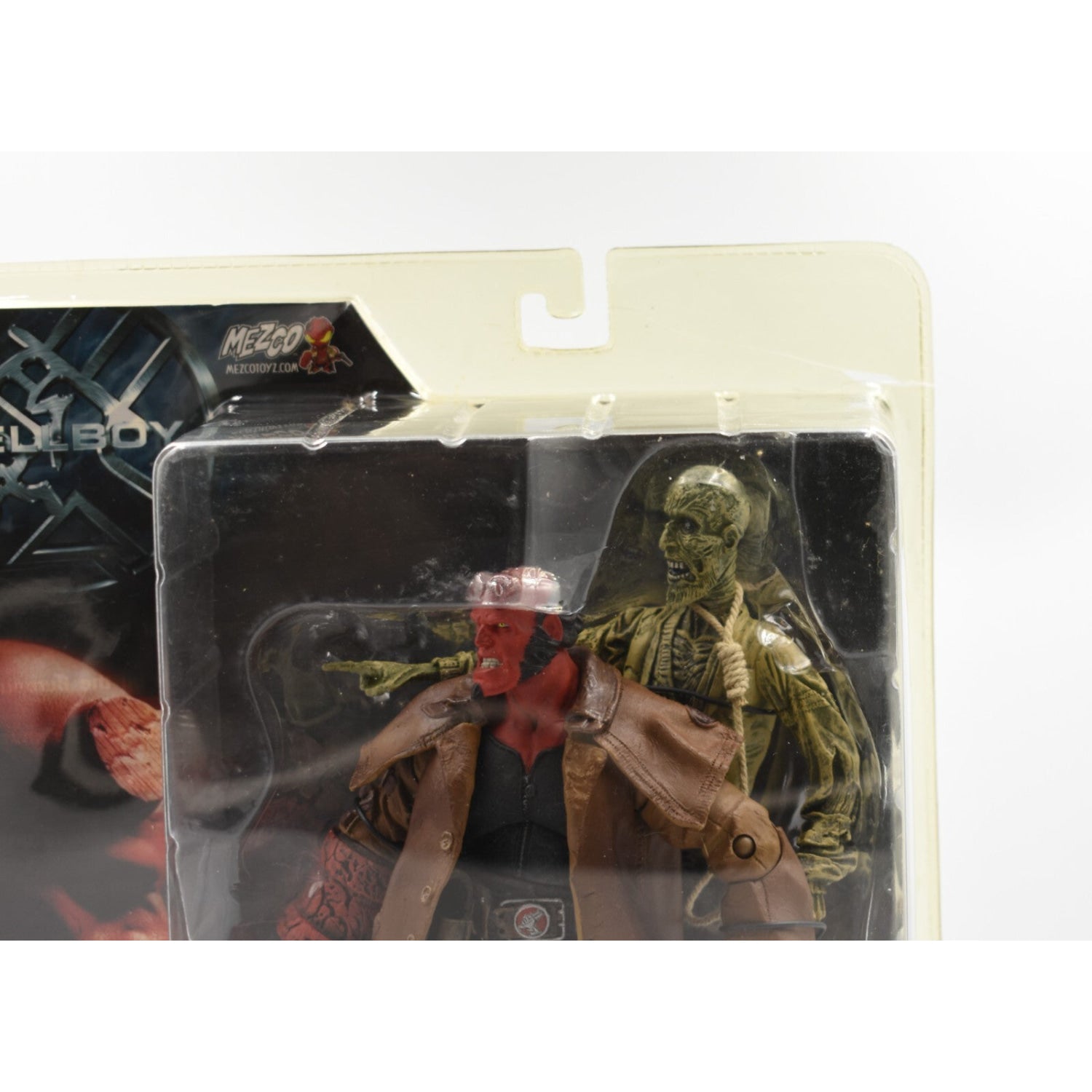 Hellboy - Hellboy with Ivan The Corpse Previews Exclusive Action