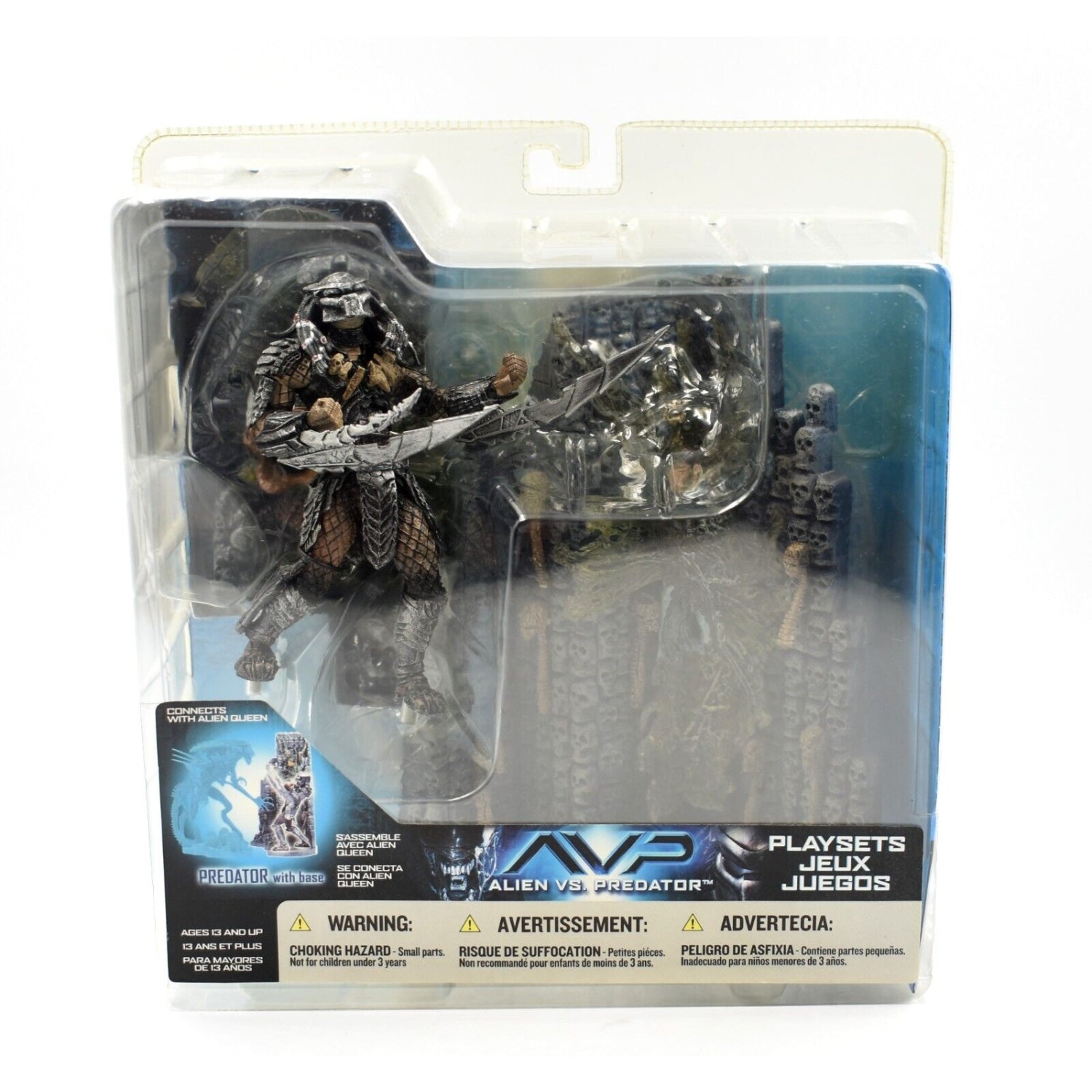 McFarlane Toys - Alien vs Predator AVP - Predator with Base Action